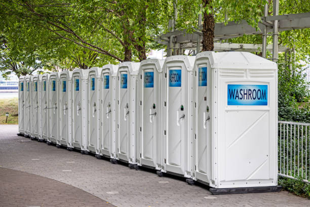 Best Luxury portable toilet rental  in Petersburg, VA